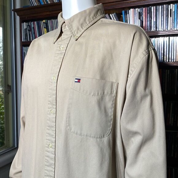 Tommy Hilfiger Classic Oxford Button Down Shirt - Picture 4 of 13